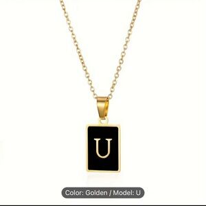 NWT ORDERED AND WAS SENT WRONG INITIAL